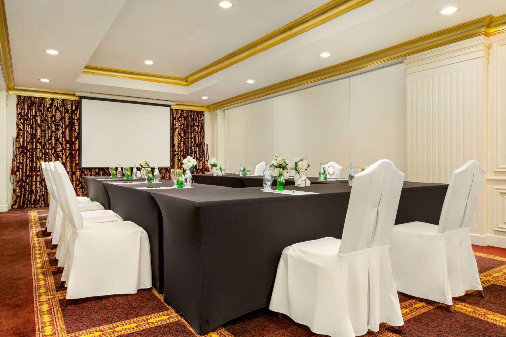 Grand Regency Doha, Trademark Collection By Wyndham מראה חיצוני תמונה Meeting room